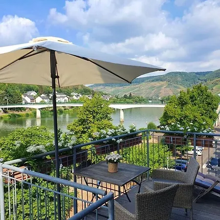 Old Town Zell Mosel Comfortable Ferienhaus *